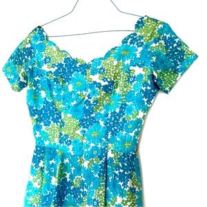 Stunning Vintage Small rare designer hand crafted floral dress scalloped edge